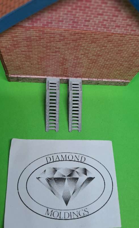 Model Trains 1/87 H0 - Ramps with grid for Cars (x2, Silver)