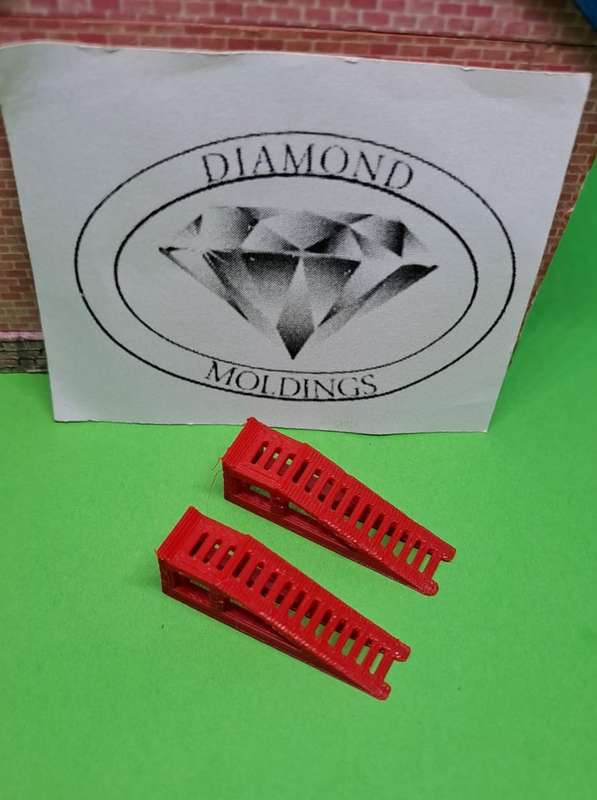 Model Trains 1/87 H0 - Ramps with grid for Cars (x2, Red)