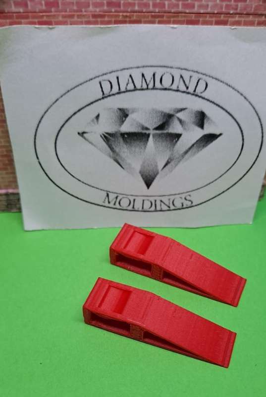 Model Trains 1/87 H0 - Ramps for Cars (x2, Red)