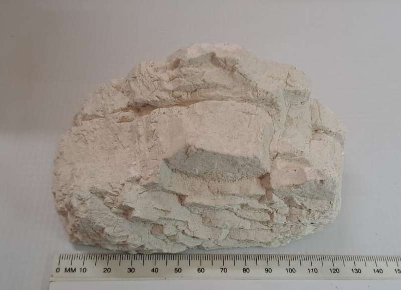 Model Trains HO - Rhino lite mountain rock - 140mm x 75mm x 68mm