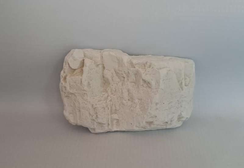 Model Trains HO - Rhino lite mountain rock - 105mm x 30mm x 70mm