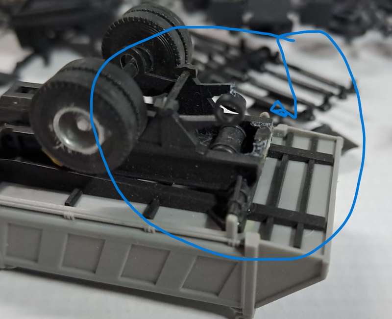 Model Trains HO 1 x Kibri Kit. MAN Tipper (Trailer damage) See pics