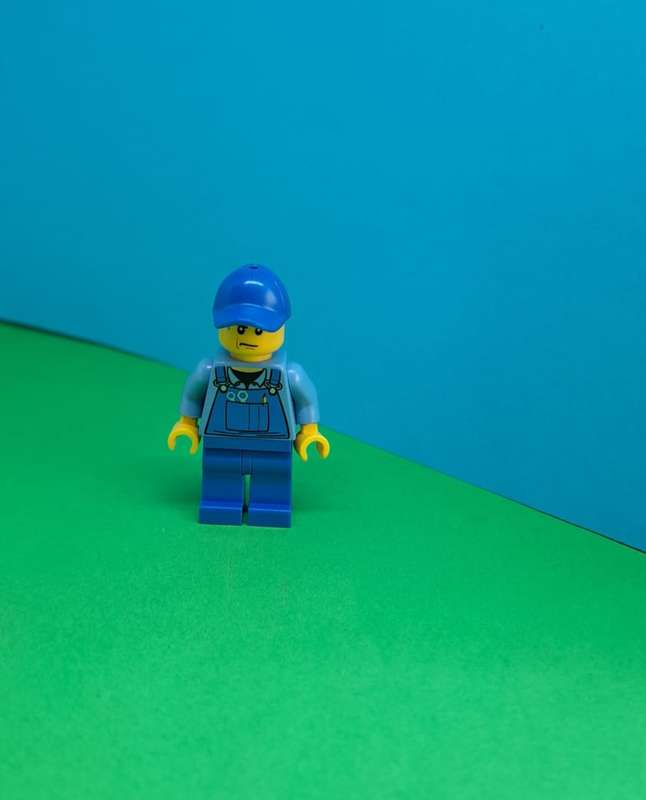 LEGO MINI FIGURINE.