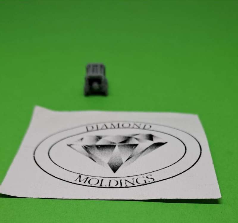 Model Trains HO - 1 x Generator - 11mm x 8mm x 10mm