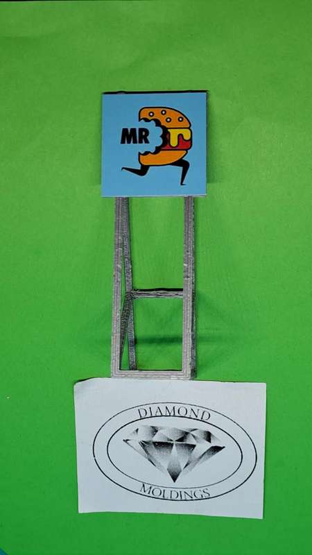 Model Trains HO 1 x Billboard 2000 + Mr. D - 30mm x 41mm x 82mm