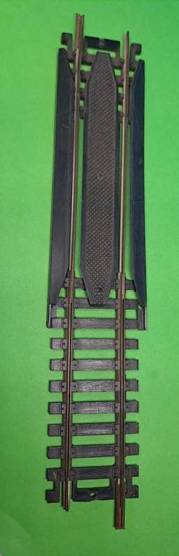 Model Trains H0-Scale - 1 x Re-railer extendable in length.