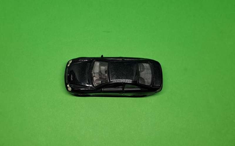 Model Trains OO-Scale 1/72 - 1 x Mercedes-Benz CLK Coupe
