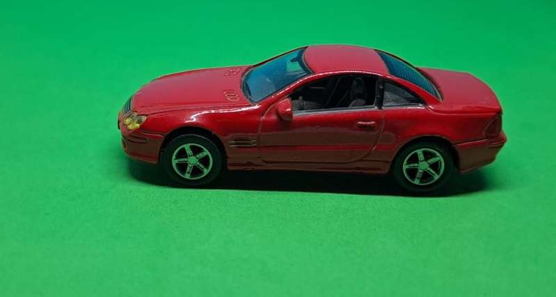 Model Trains OO-Scale 1/72 - 1 x Mercedes-Benz CL Coupe.