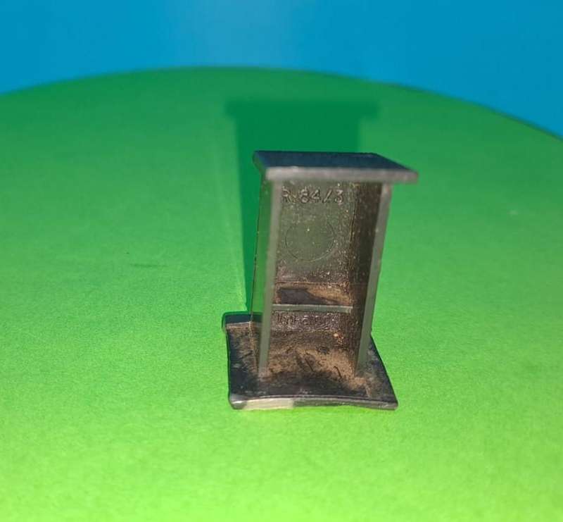 Model Trains H0-Scale 1/87 - 1 x Long Drop, no door. (See pictures)