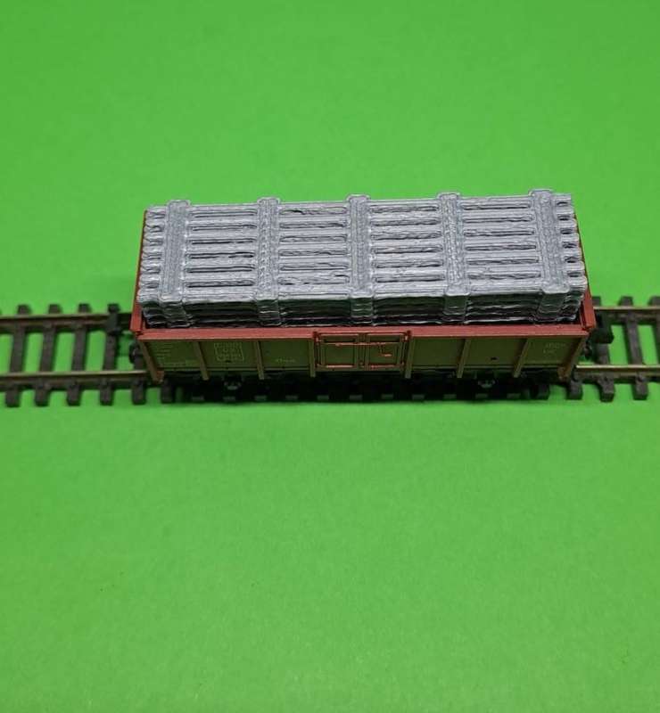 Model Trains N Scale - Pipe Load - Pipe Bundle (x56) Arnold Rapido (x1) - 53mm x 15mm x 13mm