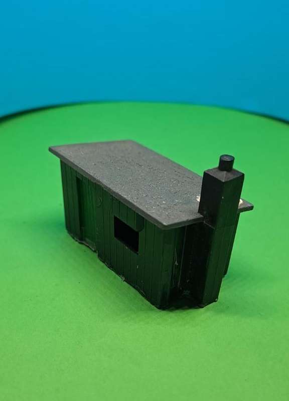 Model Trains H0 Scale - Small trackside Building.