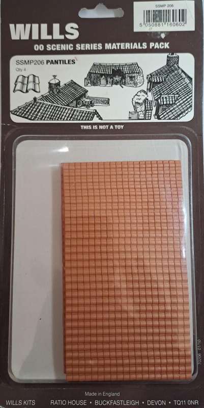 Model Trains H0 Scale - Pack of 4 x Rooftiles. 133mm x 75mm