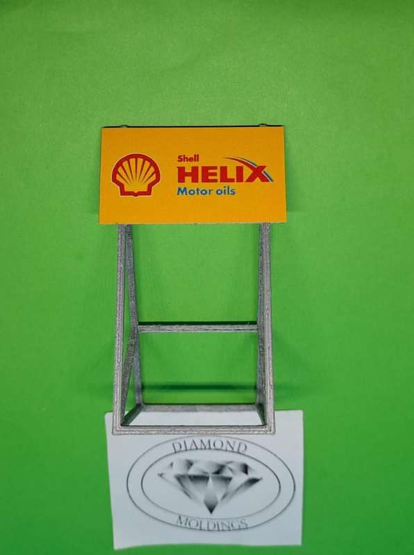 Model Trains HO 1 x Billboard 1990 + Shell Helix Motor oil - 50mm x 41mm x 82mm