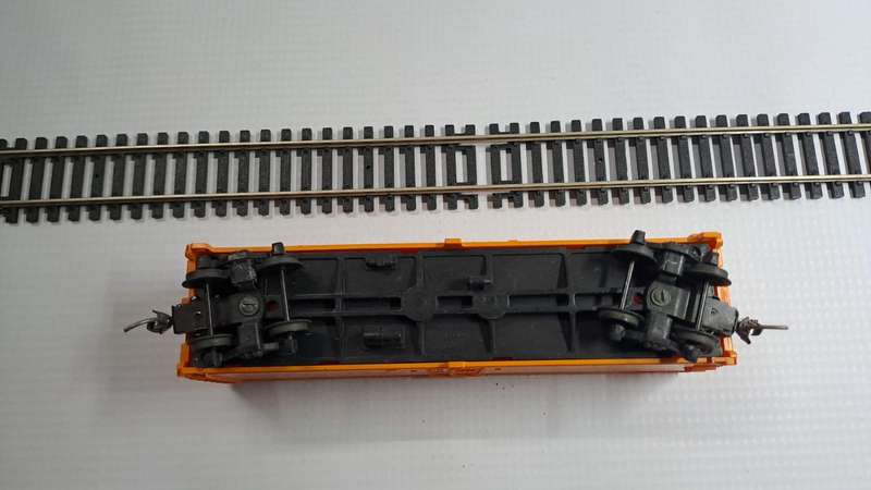 Model Trains HO 1 x Mantua, Box Wagon - E. Kahn's Sons Co., with plastic wheels & KD couplers