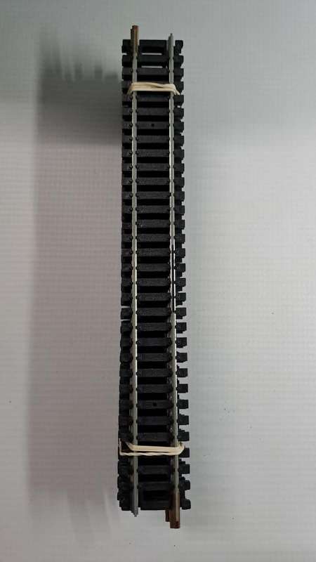 Model Trains HO 1 x Pack of 10 Straight Tracks. (Steel, see Pic's)