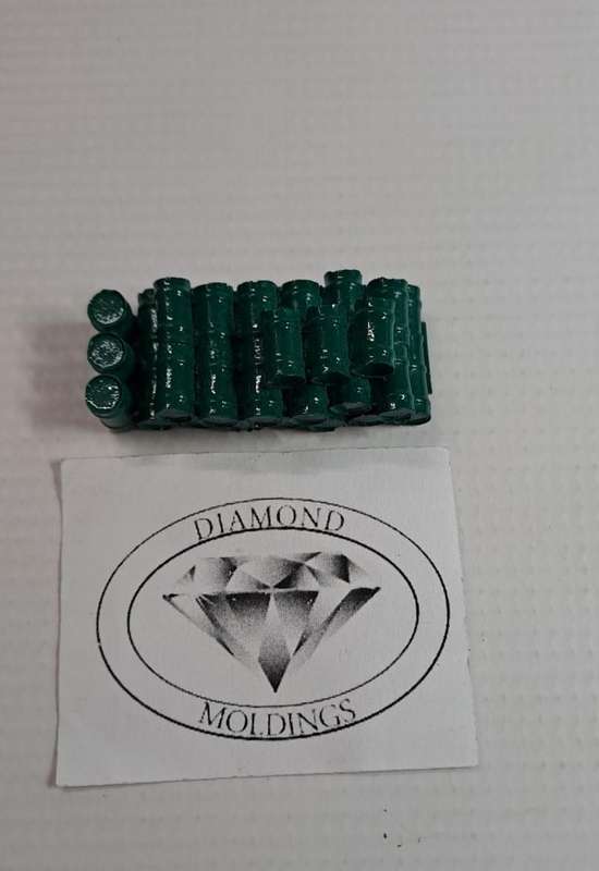 Model Trains HO 1 x Oil Drums (x32 in 1) - 55mm x 22mm x 19mm