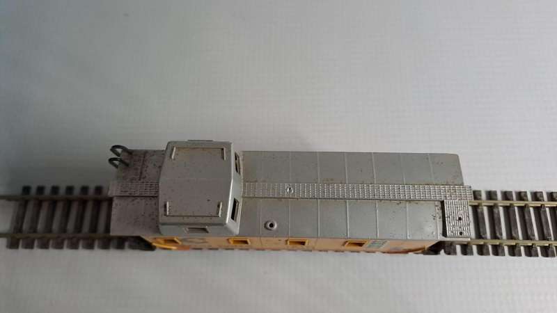 Model Trains HO 1 x Bachmann Caboose Chessie System B & O, plastic wheels & Horn Hook couplers.