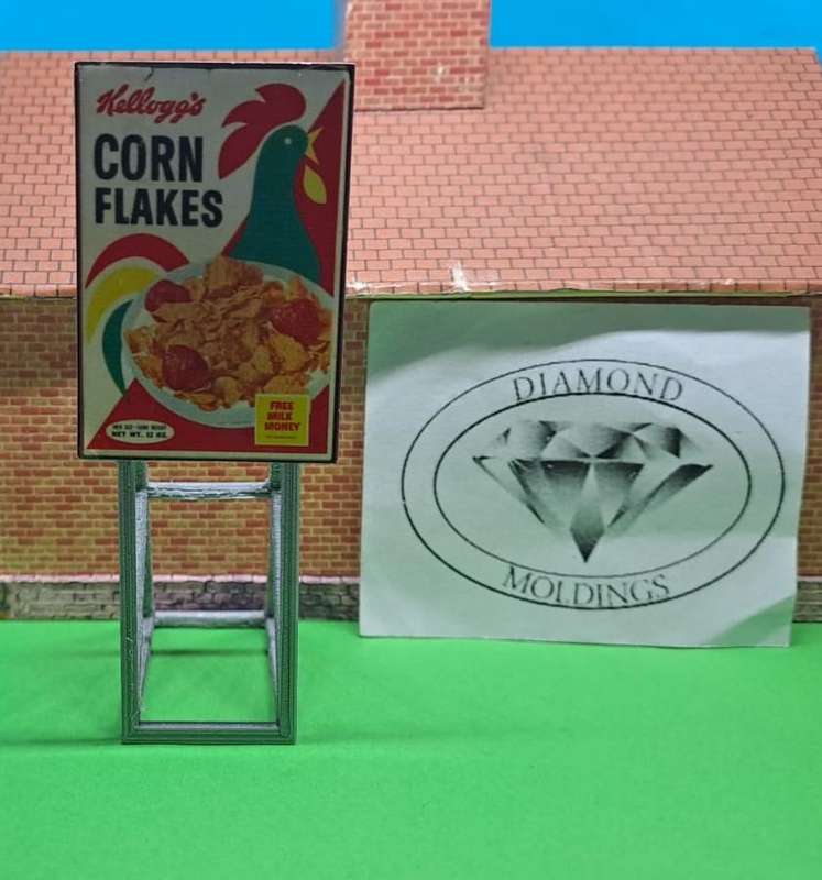 Model Trains HO 1 x Billboard 1980 + Kellogg's Corn Flakes - 30mm x 41mm x 82mm