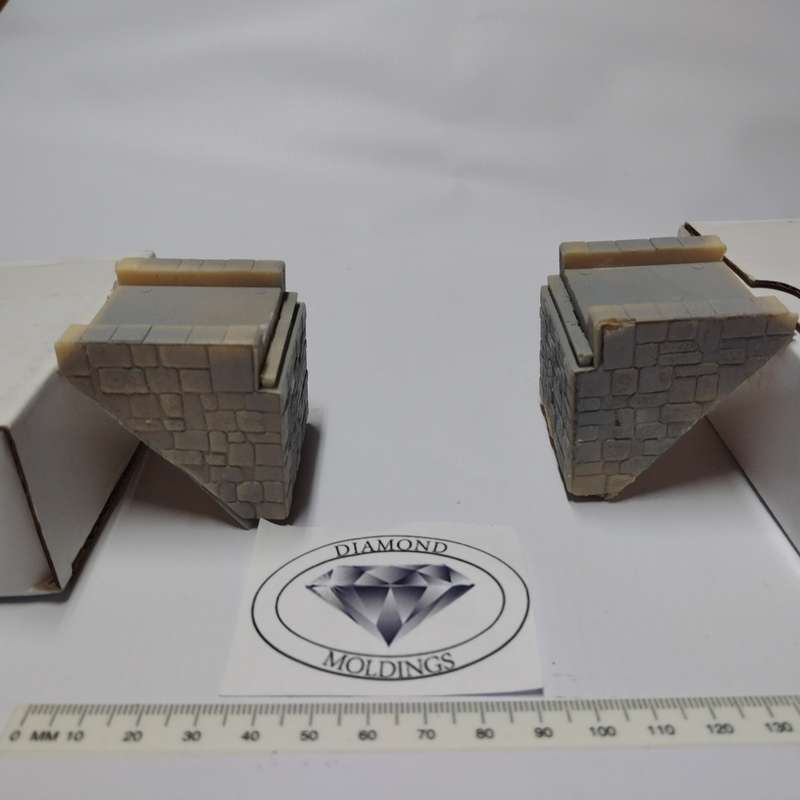 Model Trains HO - Bridge Ends (x2) - 48mm x 46mm x 45mm
