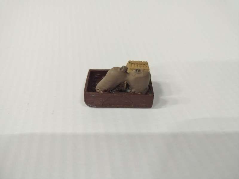 Model Trains HO-Scale - 1 x Box with Crates and bags - 24mm x 16mm x 16mm