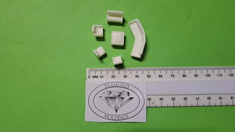 Model Trains HO 1 x Sitting Room Chairs x 6 Set