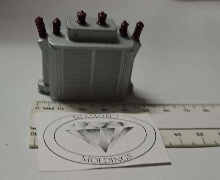 Model Trains HO - Transformer 1 Small - 47mm x 23mm x 34mm