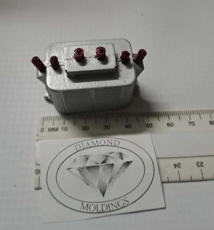 Model Trains HO - Transformer 1 Small - 47mm x 23mm x 34mm
