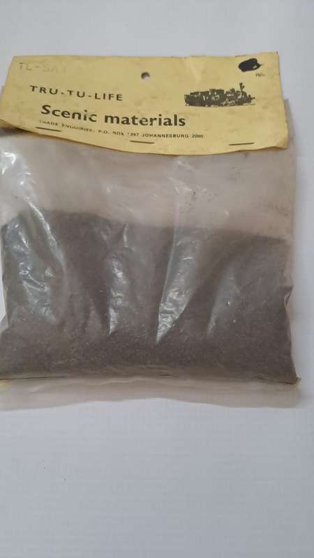 Model Trains HO 1 x Ground Cover Material - Medium Black (309g)
