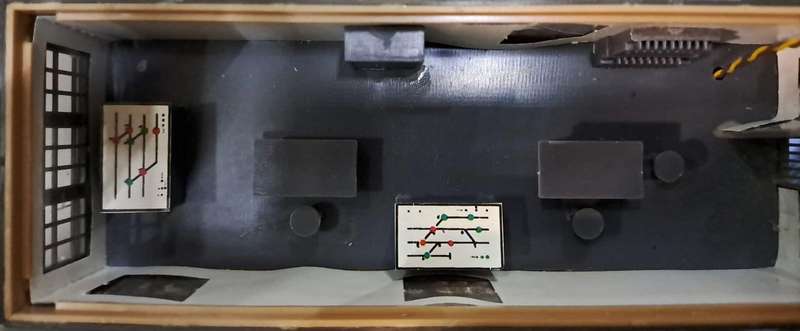 Model Trains H0-Scale 1/87 - 1 x Signal House, with furniture and light.