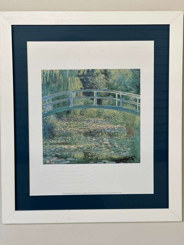 Framed Claude Monet Print - Bridge over a Pond of Water Lilies - Finished Size 40.5cm x 47cm