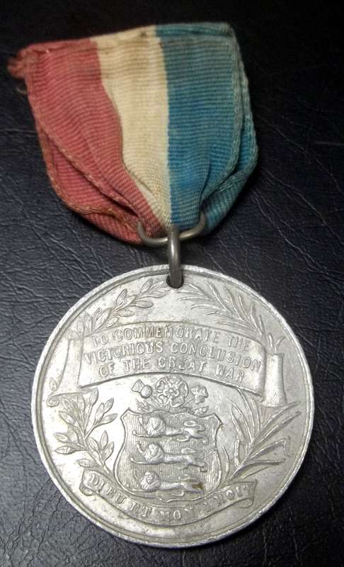 *R1 Auction* 1919 WWI British Peace medal