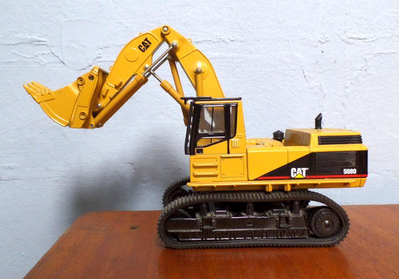 CAT 5080 Excavator - 50/1 ratio