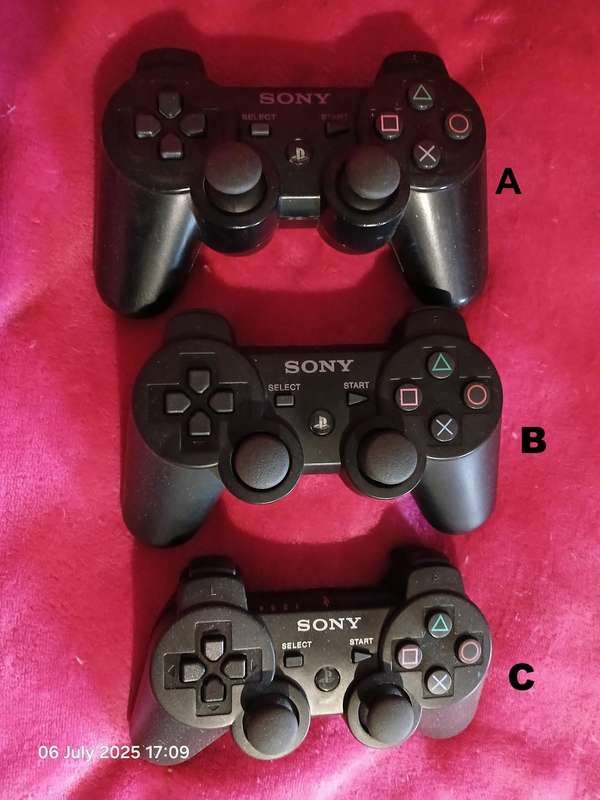 PS3 controllers for scrap or repairs.