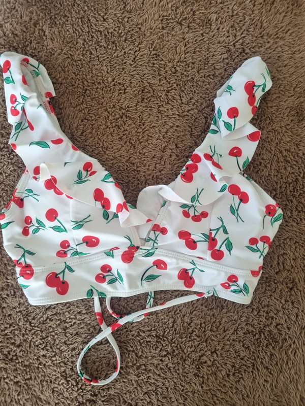 Ladies bikini top size med