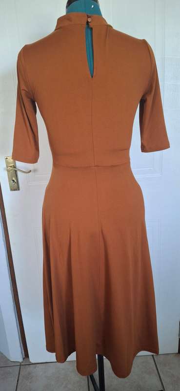 Princess style dress size small
