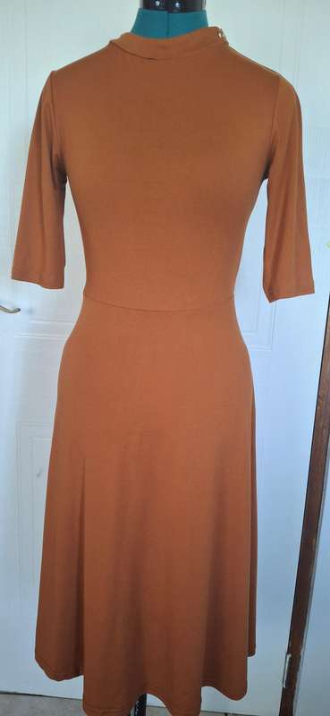 Princess style dress size small