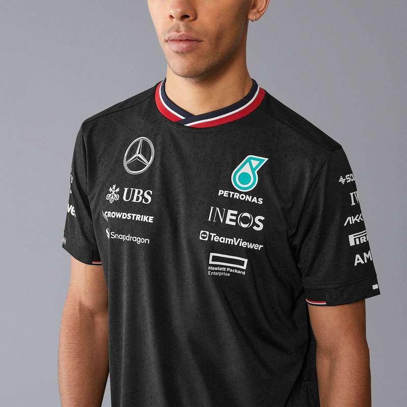 Mercedes team tshirt 2024 Mens 2 XL