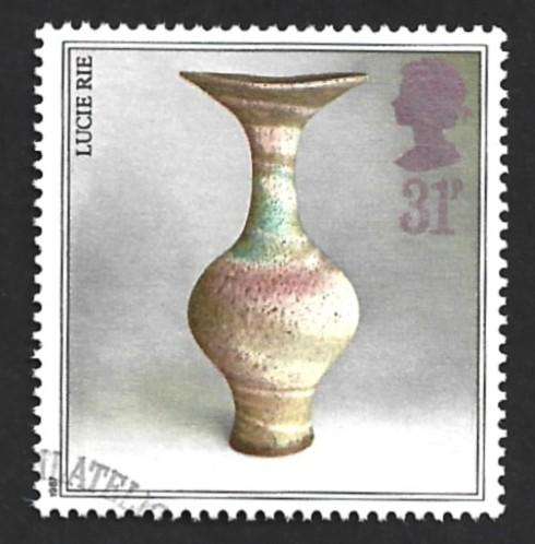 1987 GREAT BRITAIN STUDIO POTTERY