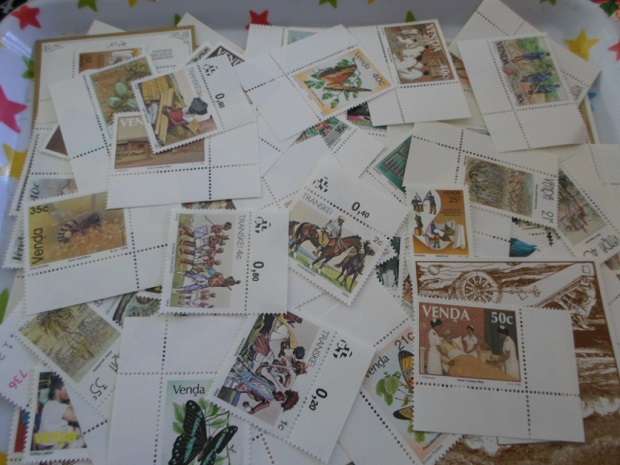700 X WORLD MINT STAMPS GREAT LOT VERY NEAT BARGAIN MANDELA STAMPS ALONE C/V R720