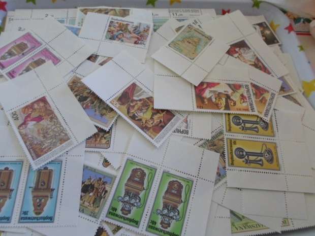 700 X WORLD MINT STAMPS GREAT LOT VERY NEAT BARGAIN MANDELA STAMPS ALONE C/V R720