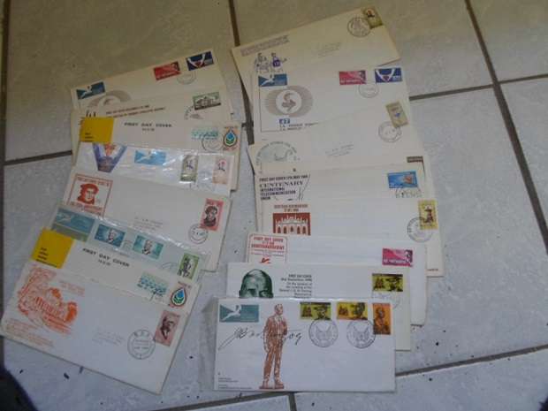 BULK LOT MYSTERY PARCEL GOOD VALUE SEE PICS