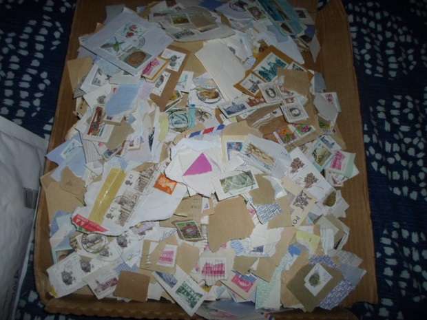 1000 PLUS RSA USED STAMPS ON PAPER SEE PICS