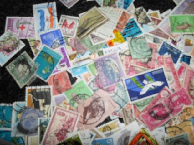 400 X USED RSA,UNION,RHODESIA, STAMPS OFF PAPER SEE PICS