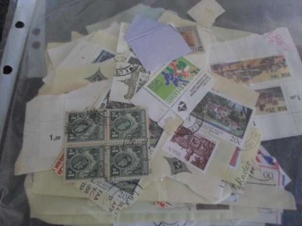 380 MIXED WORLD USED STAMPS ON PAPER NEAT LOT SEE PICS