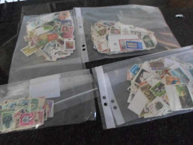 1190 X MIXED WORLD  USED STAMPS OFF PAPER SEE PICS
