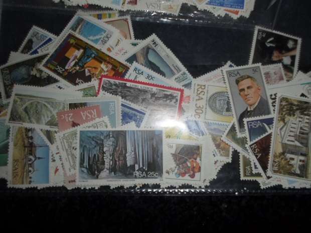 488 X RSA MINT STAMPS SEE PICS