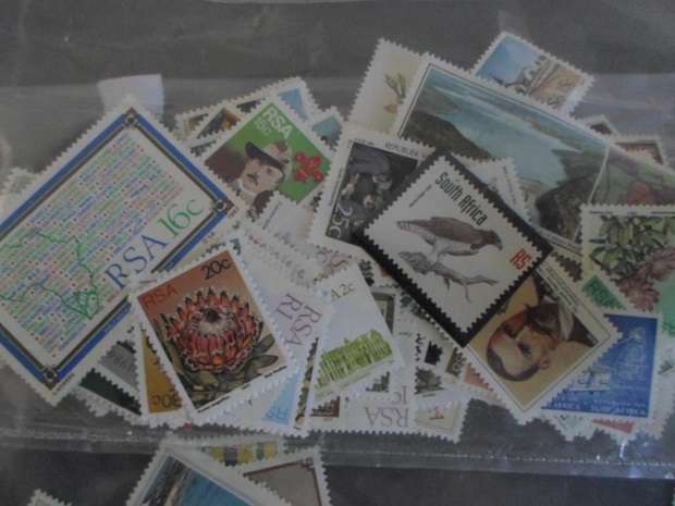 488 X RSA MINT STAMPS SEE PICS