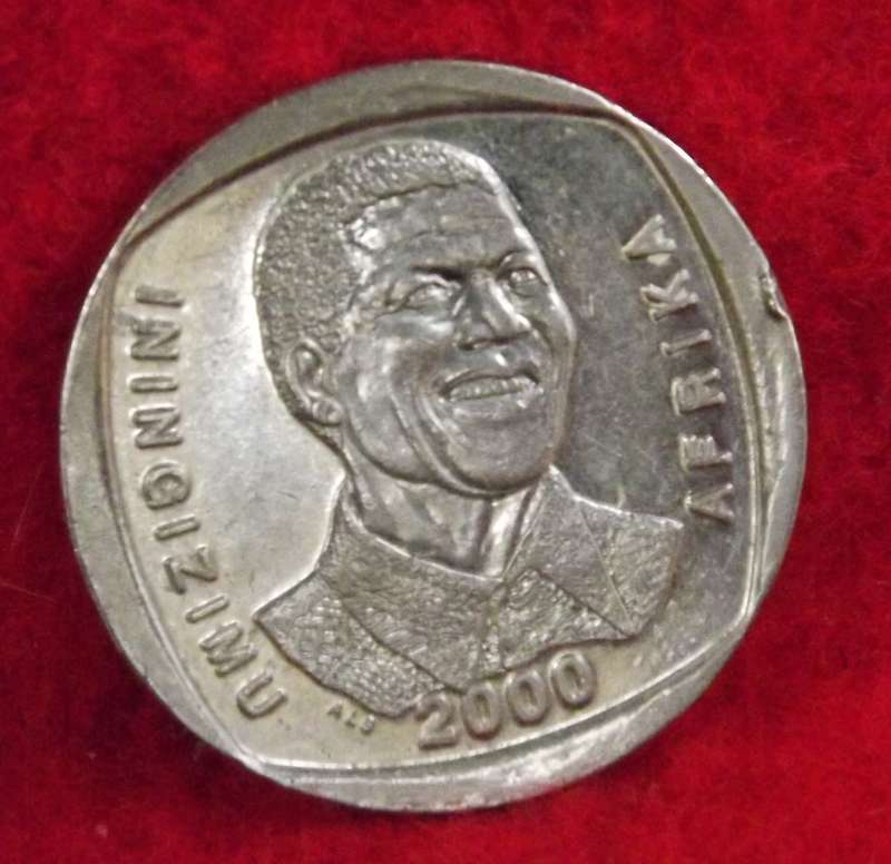 2000 Smiley Mandela coin