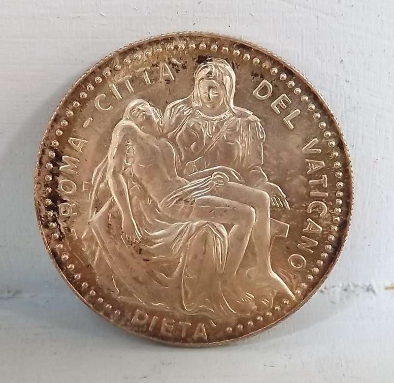 Crown size Stunning 1982 Pope JOHN PAUL II Pieta Sterling Silver