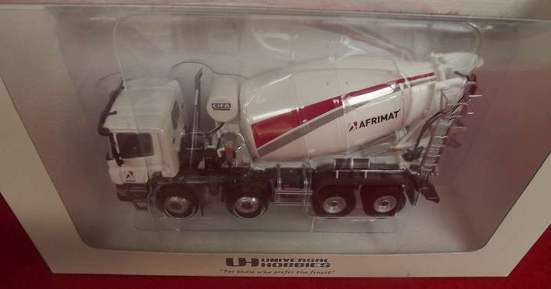Die Cast 1:50 Scale Scania Afrimat  Concrete mixer, Universal Hobbies- LOW START